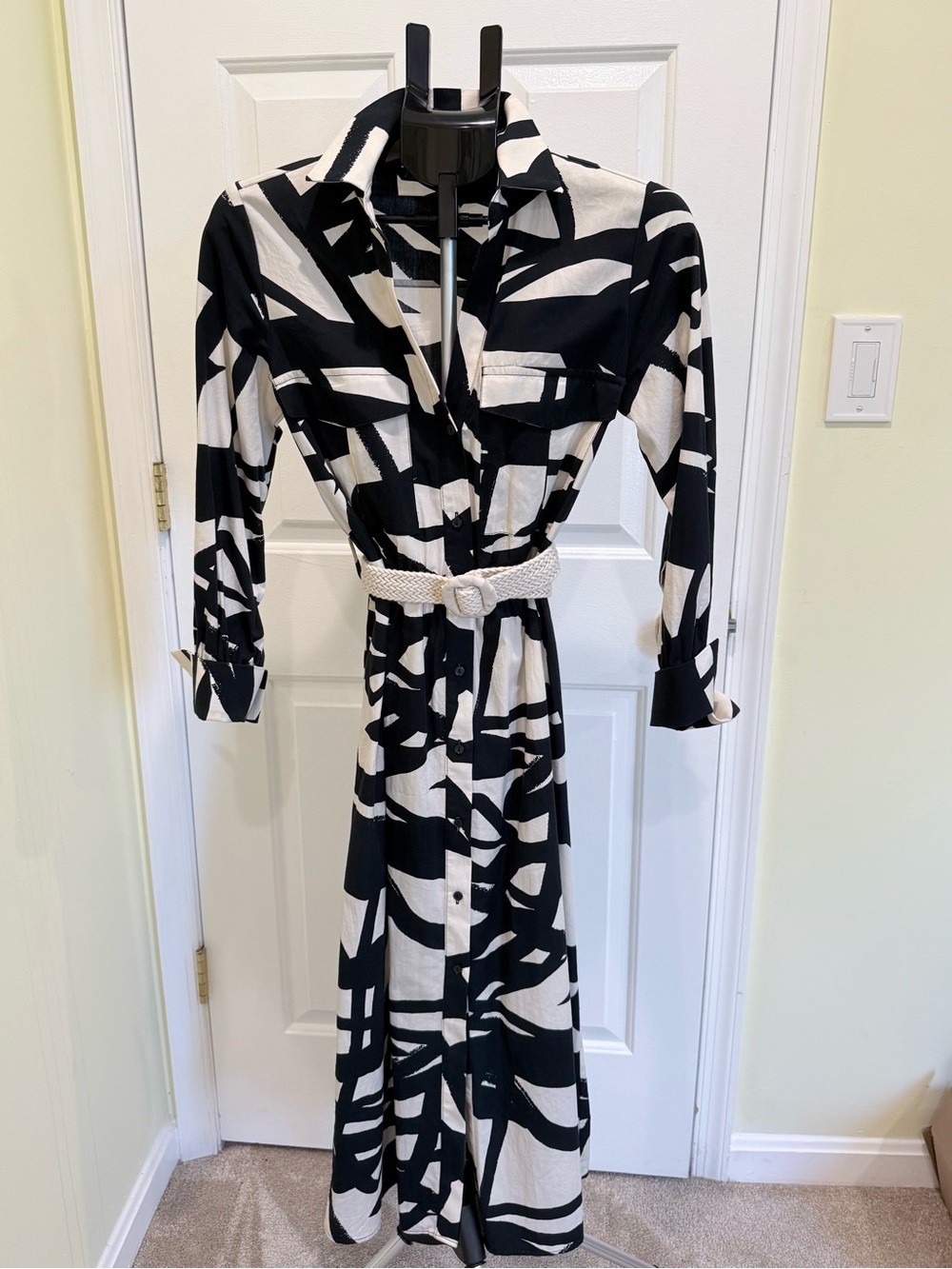 Zara Navy and White Abstract Print Shirt Dress💙